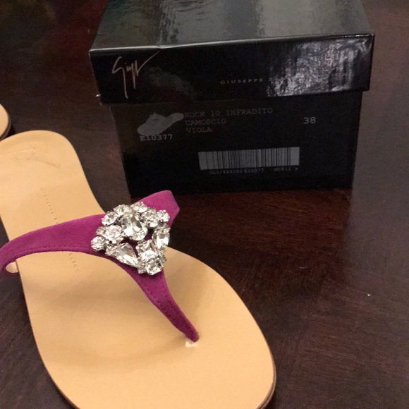 Beautiful Giuseppe Zanotti Sandals size 7.5 - Picture 4 of 4